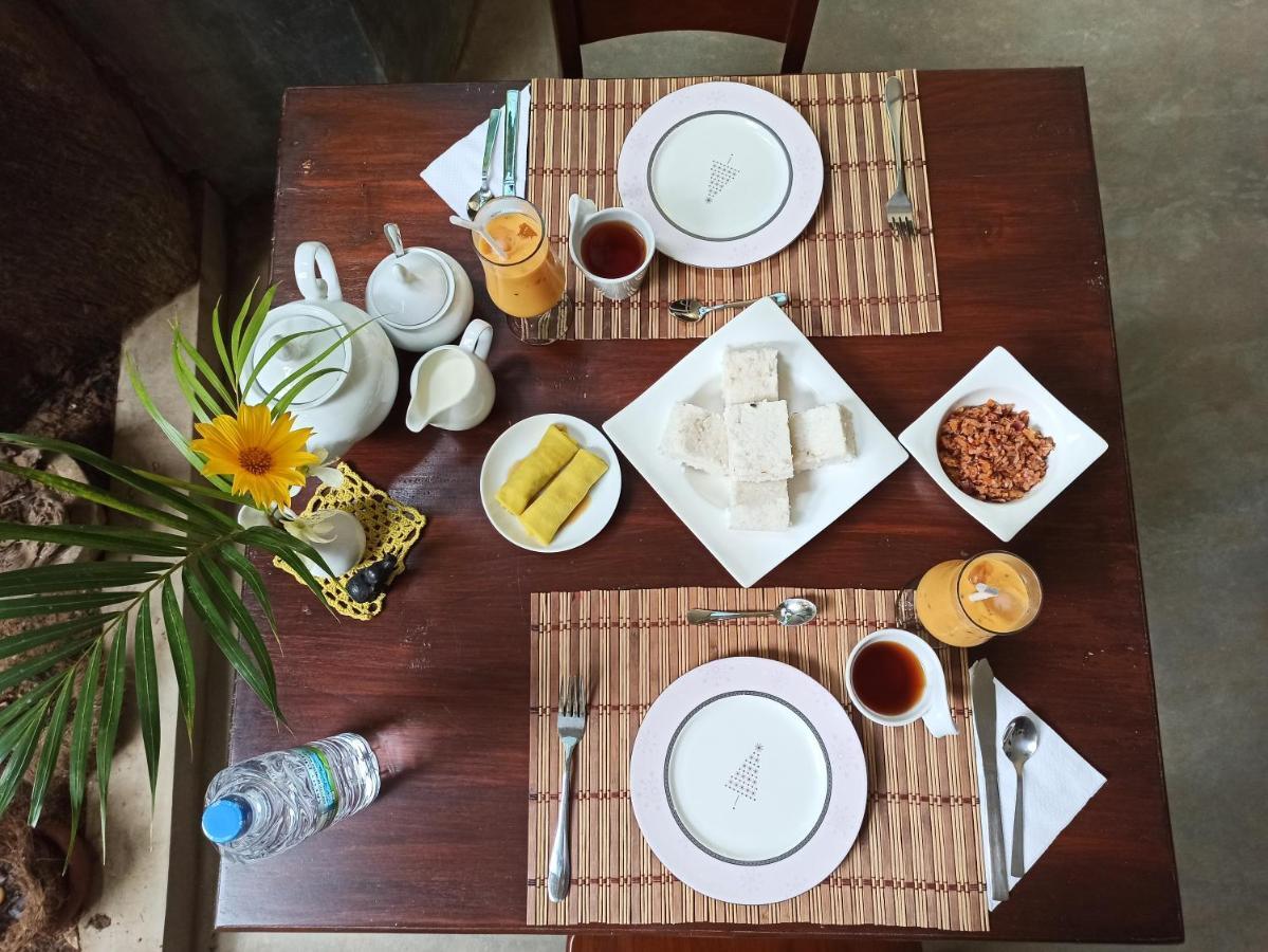 Butterfly Jewel Bed & Breakfast Unawatuna Exterior foto
